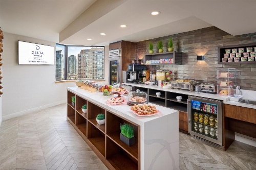 Delta Hotels by Marriott Toronto Mississauga image 5
